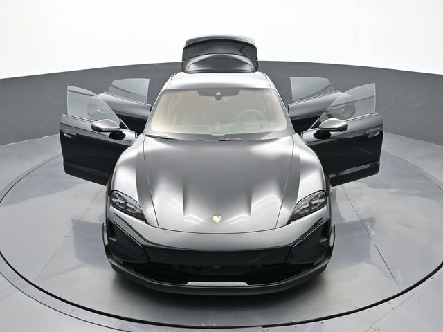 Certified 2025 Porsche Taycan Turbo GT image 34