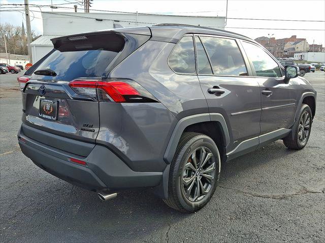 Used 2024 Toyota RAV4 XLE Premium w/ Weather Package AWD/4WD image 17