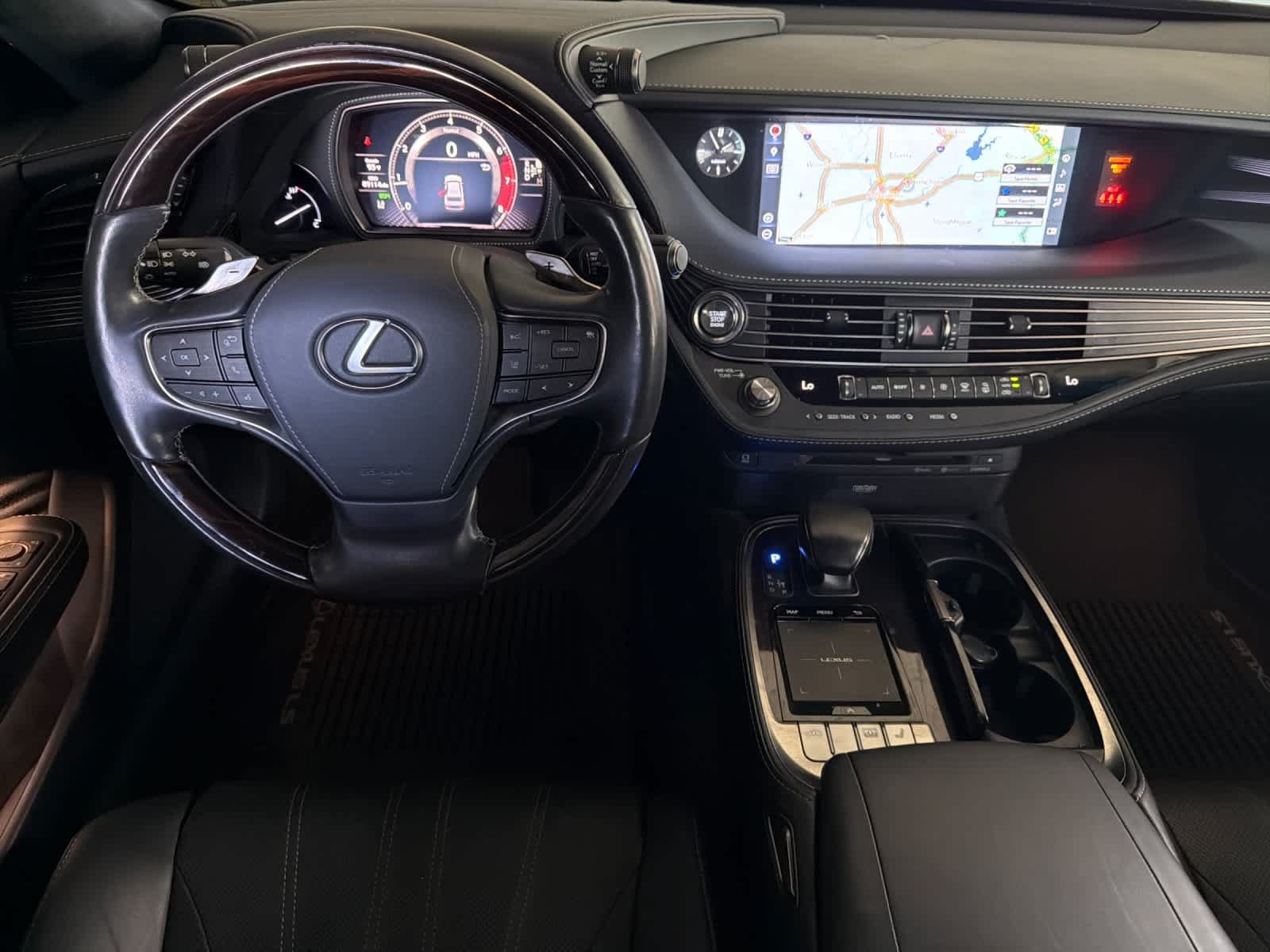 Used 2018 Lexus LS 500 w/ Interior Upgrade Package RWD image 14