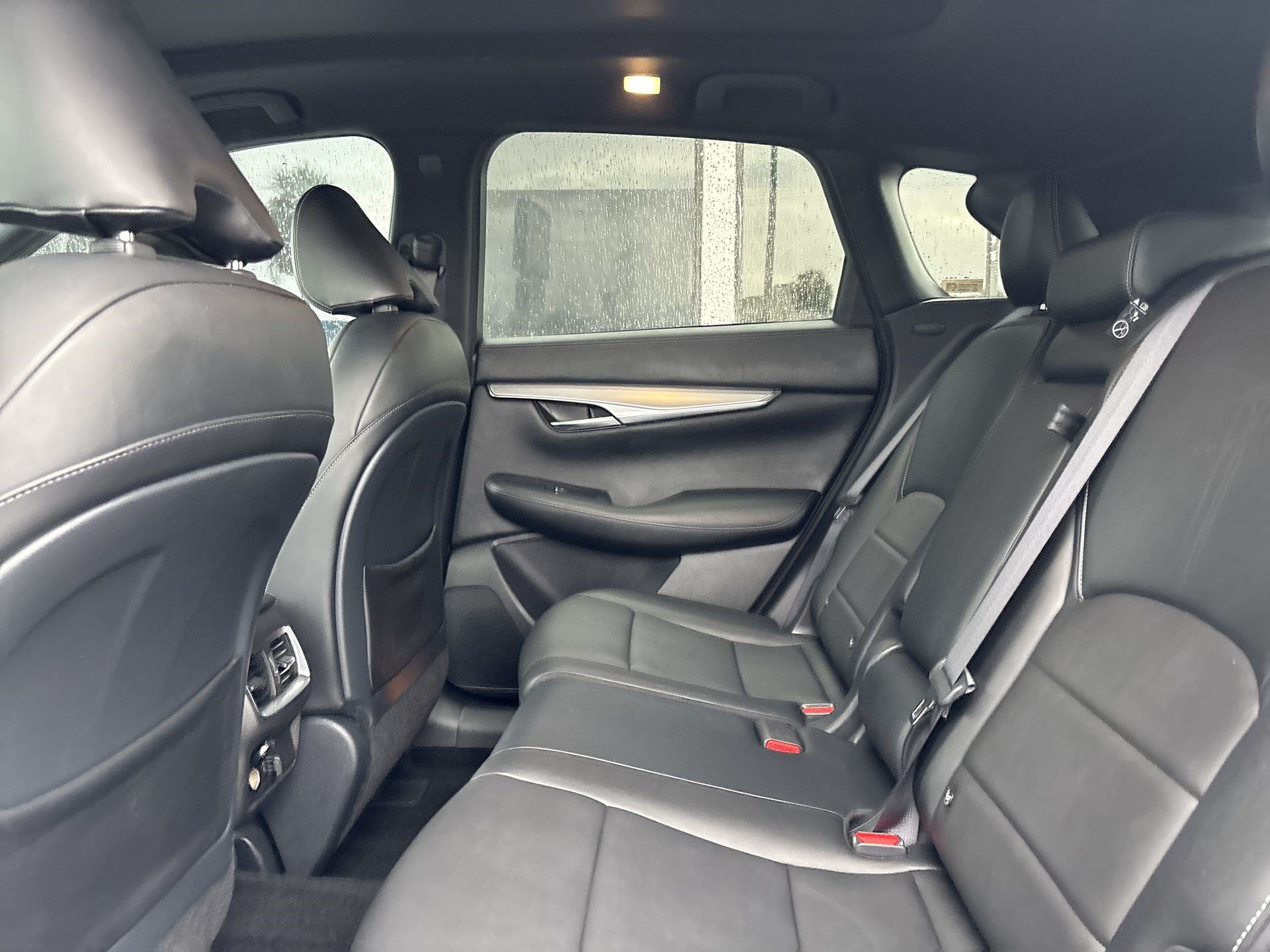 Used 2021 INFINITI QX50 Luxe w/ Appearance Package AWD/4WD image 22
