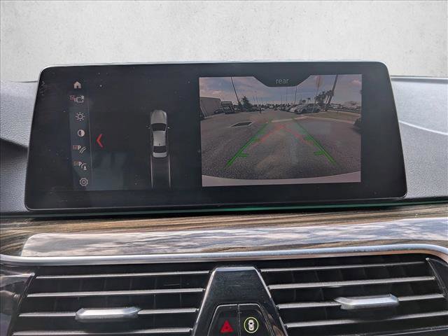 Used 2019 BMW 530i w/ Convenience Package RWD image 10