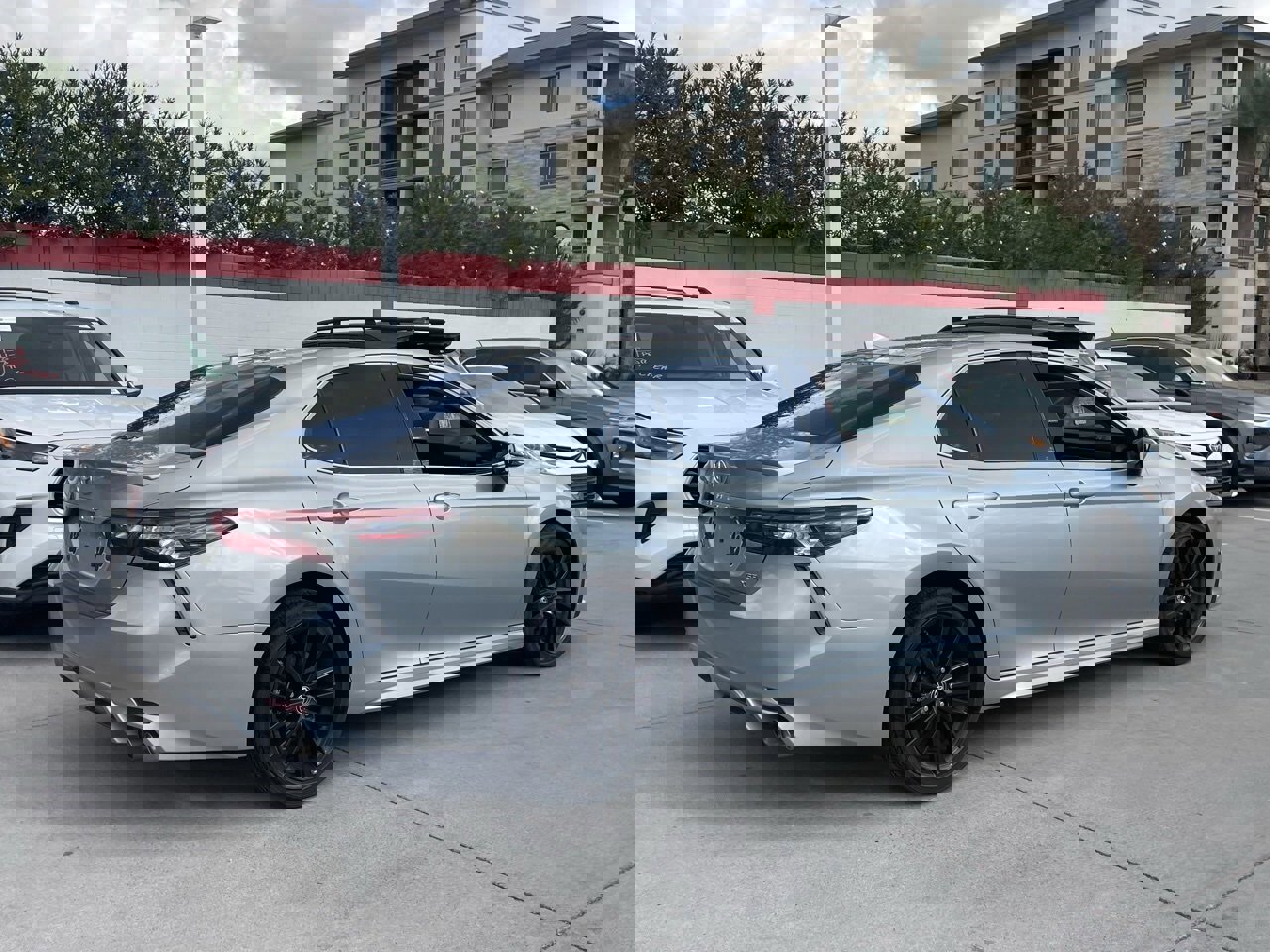 Used 2023 Toyota Camry XSE image 2