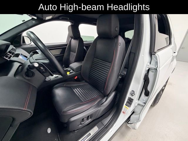 Used 2023 Land Rover Discovery Sport SE R-Dynamic image 10