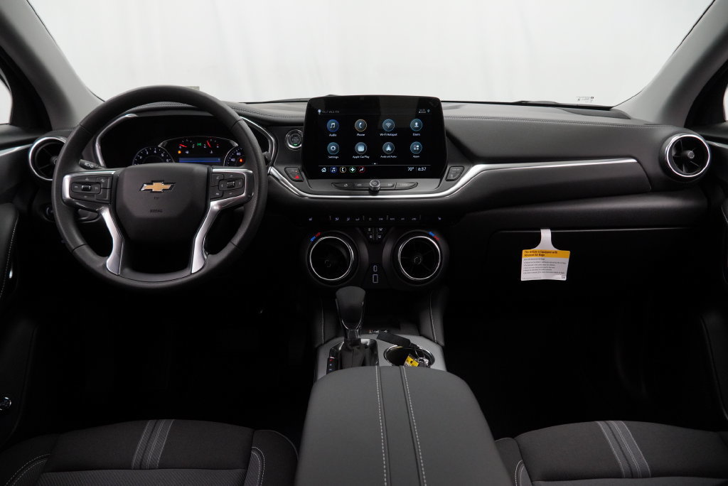 New 2026 Chevrolet Blazer LT w/ Convenience Package AWD/4WD image 8