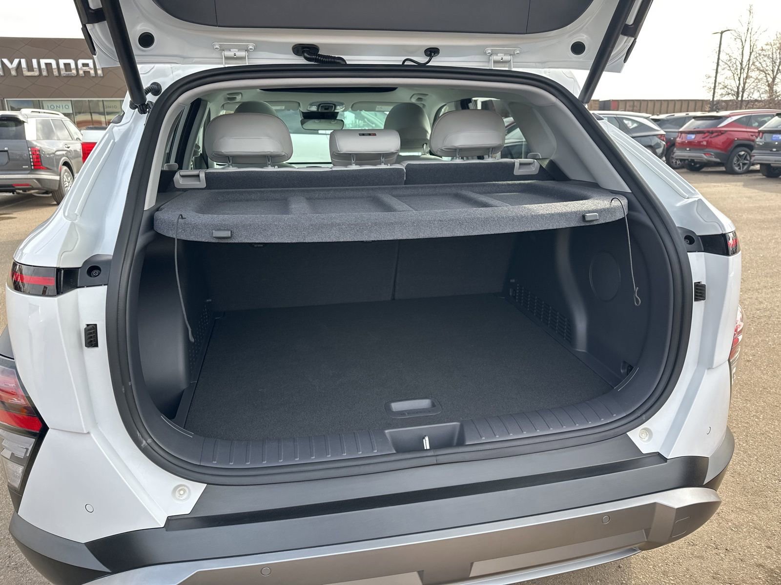 Used 2025 Hyundai Kona Limited image 23