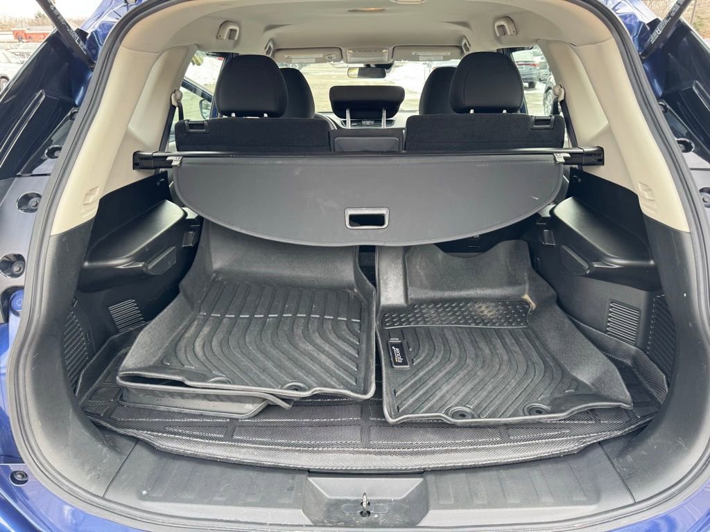 Used 2019 Nissan Rogue S image 30