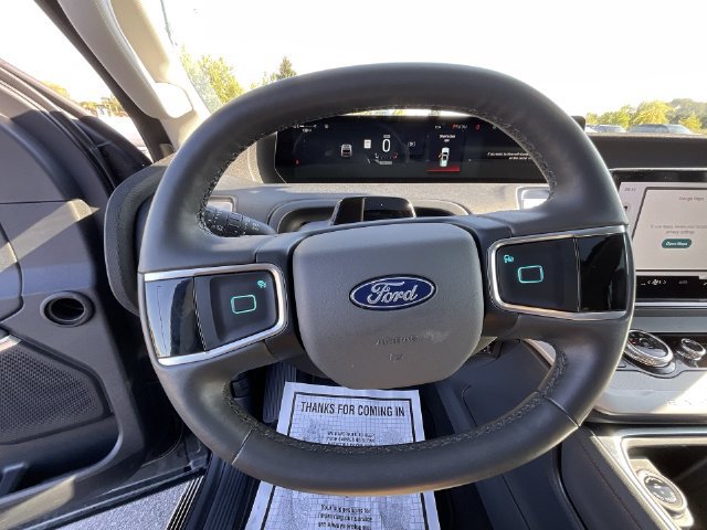 Used 2025 Ford Expedition Max Active AWD/4WD image 15