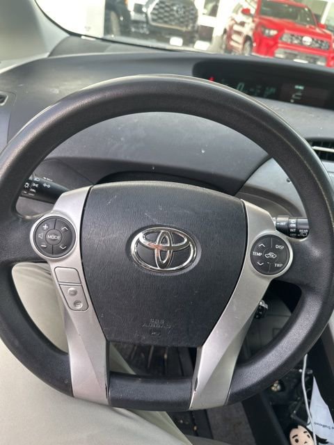 Used 2015 Toyota Prius Two image 11