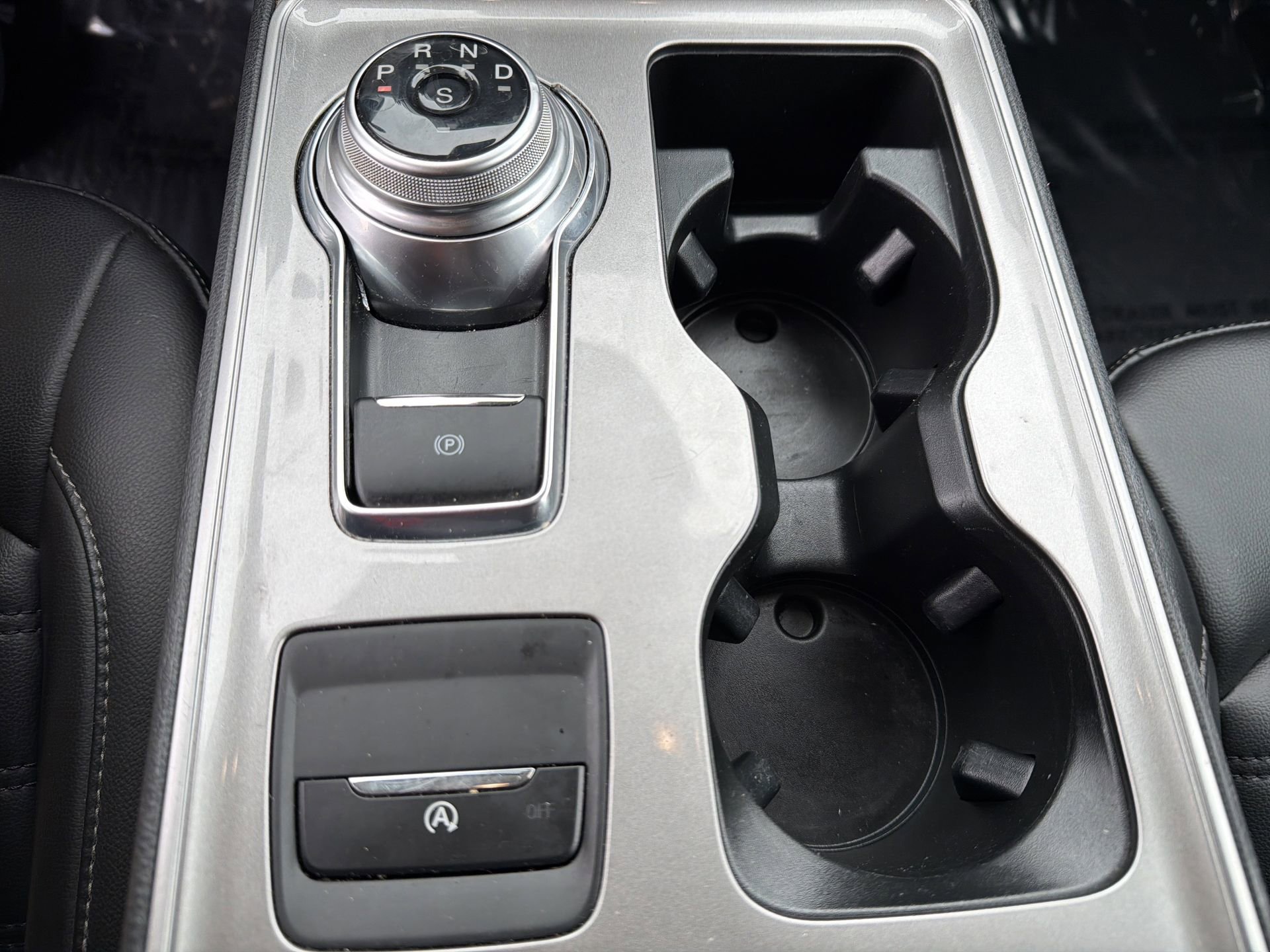 Certified 2024 Ford Edge SEL image 10