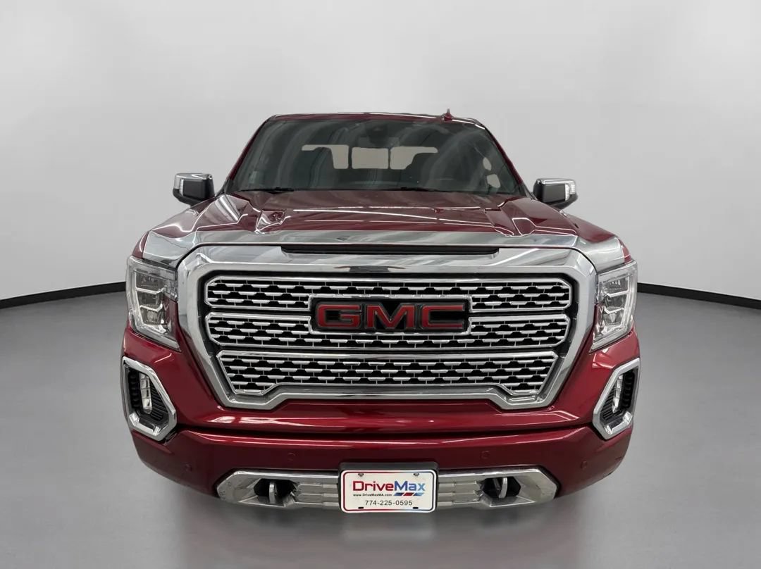 Used 2022 GMC Sierra 1500 Denali w/ Driver Alert Package II AWD/4WD image 2