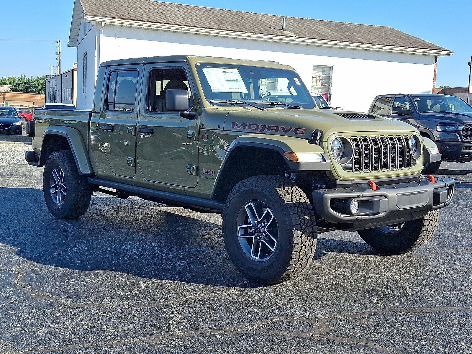 New 2025 Jeep Gladiator Mojave image 3