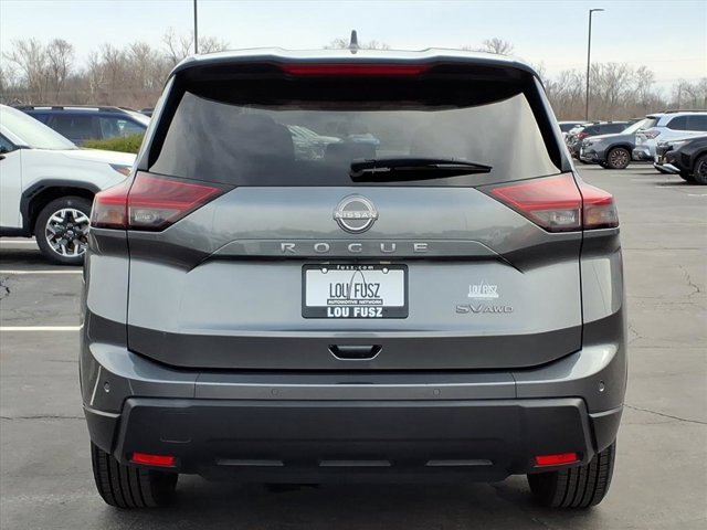 Used 2024 Nissan Rogue SV image 29