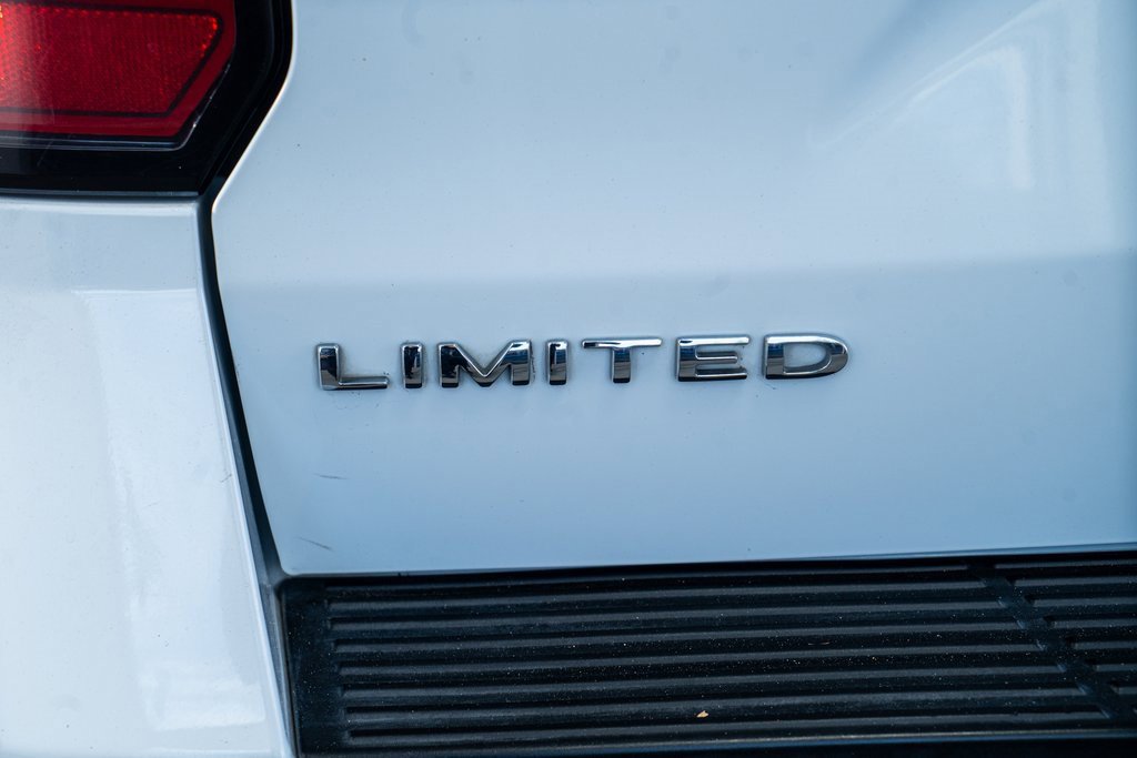 Used 2020 Ford Expedition Max Limited w/ Equipment Group 301A image 23