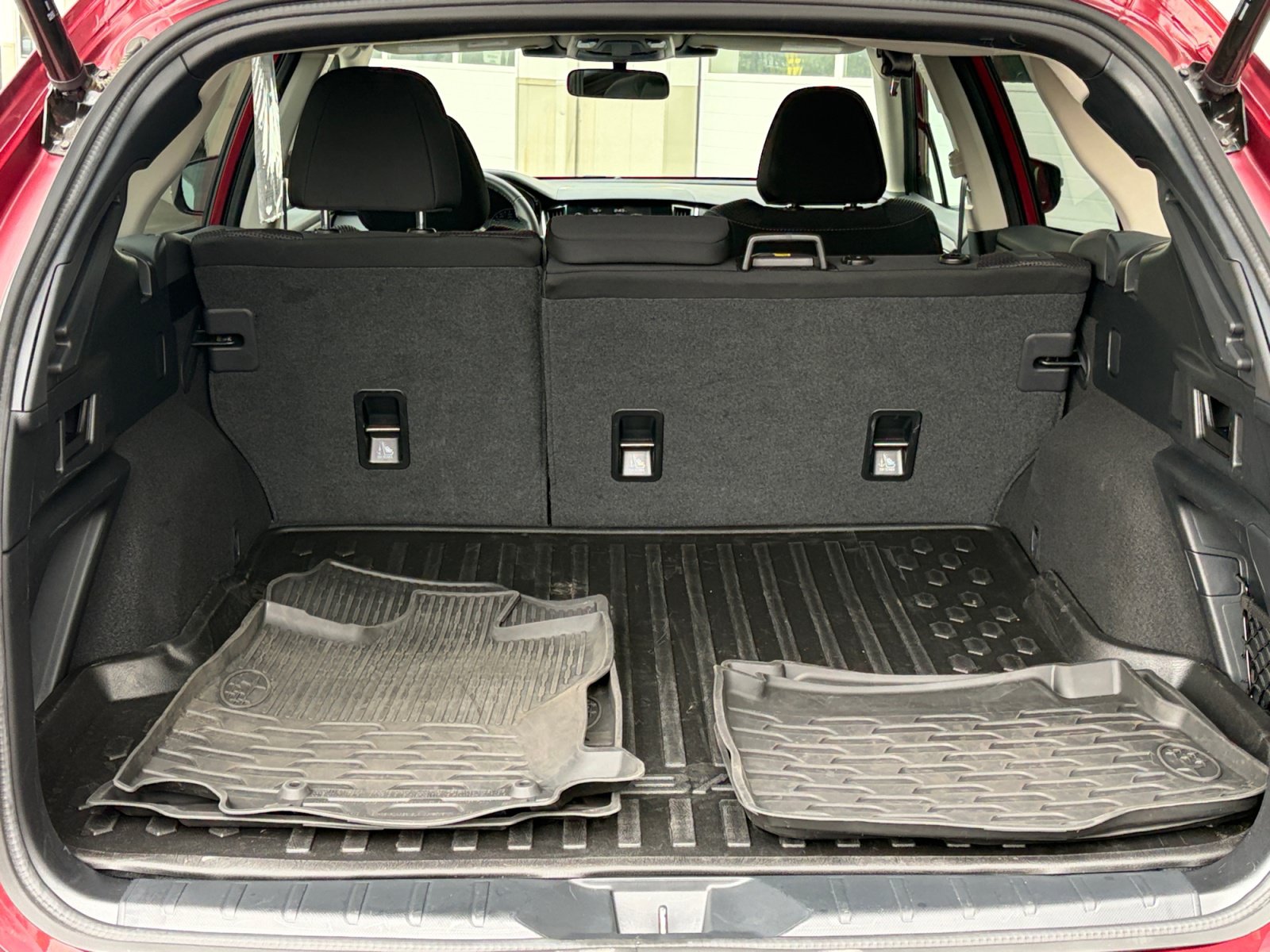 Certified 2025 Subaru Outback Premium AWD/4WD image 16