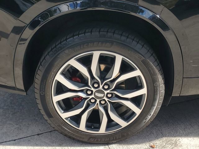 Used 2023 Cadillac XT6 Sport w/ Technology Package image 7