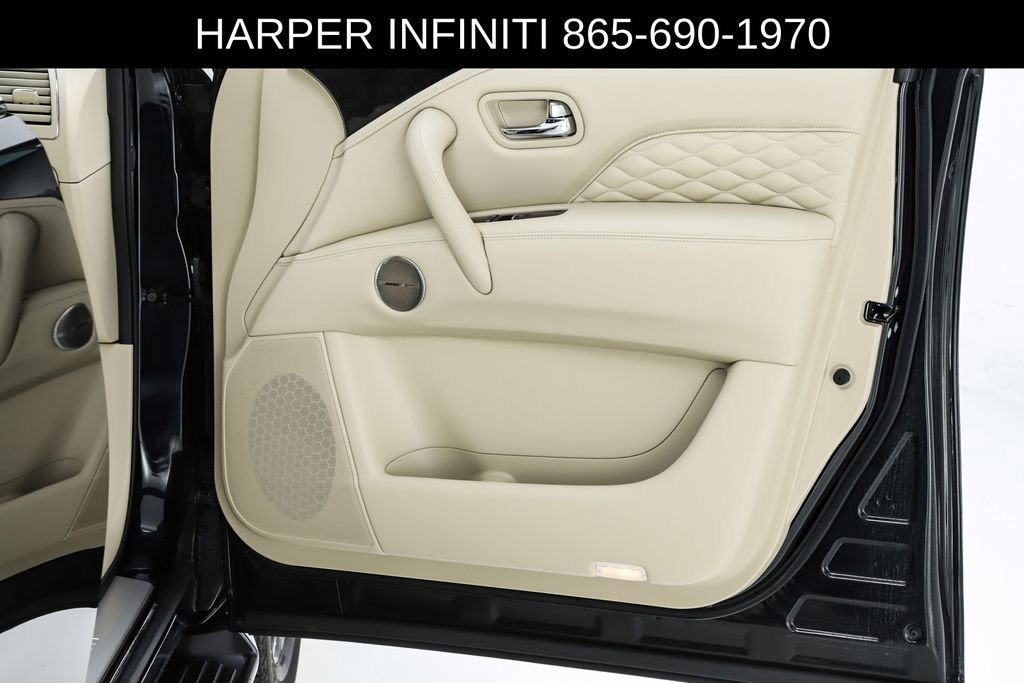 Used 2024 INFINITI QX80 Sensory image 32