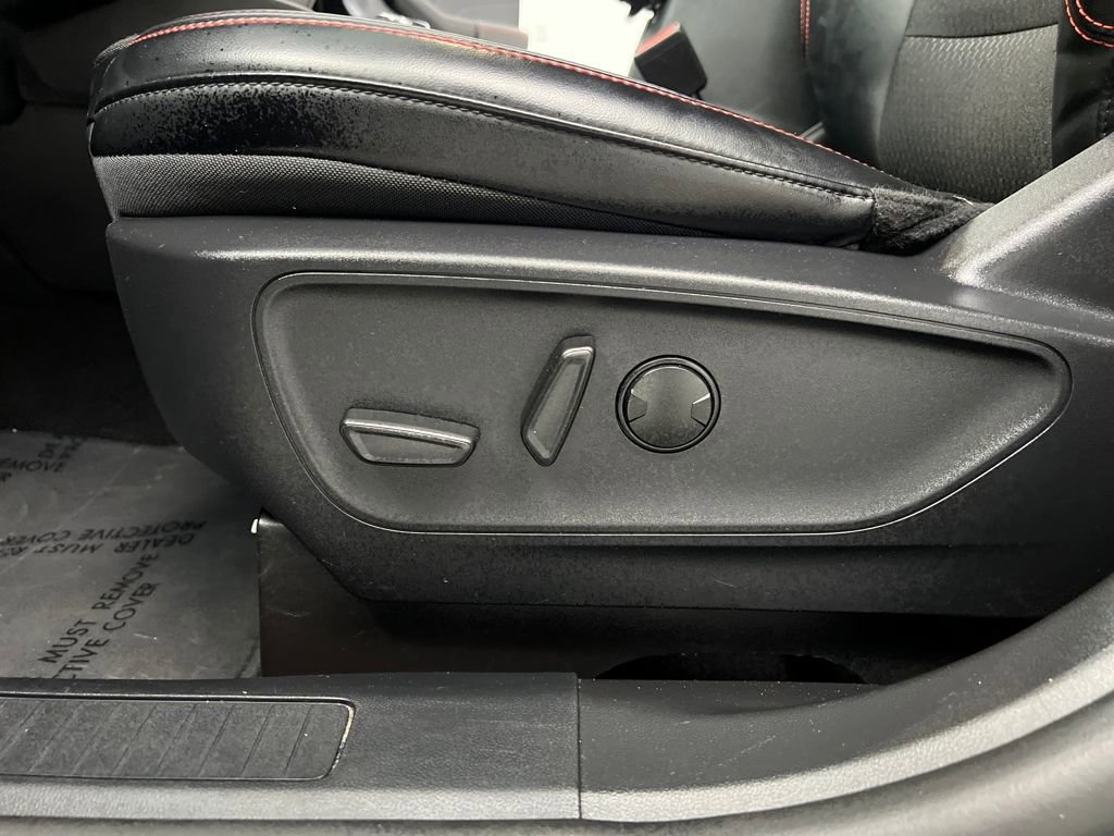 Used 2025 Ford Escape ST-Line image 10