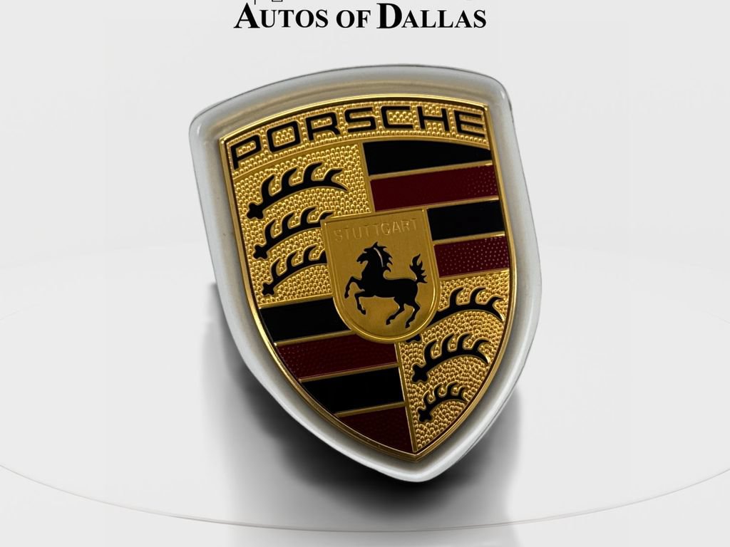 Used 2022 Porsche Cayenne w/ Premium Package AWD/4WD image 24