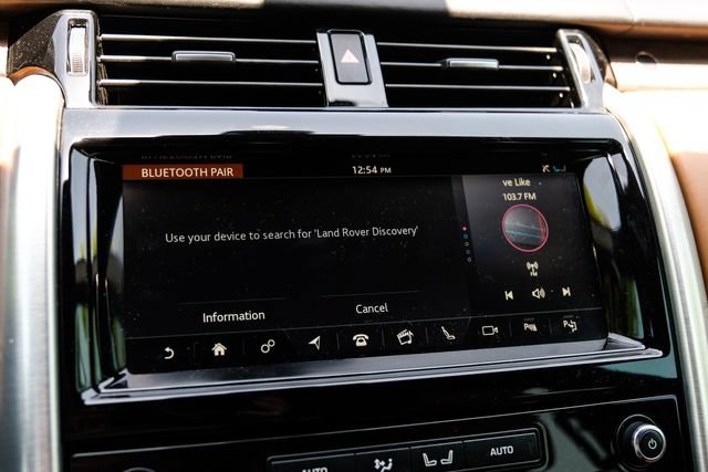 Used 2019 Land Rover Discovery HSE Luxury AWD/4WD image 46