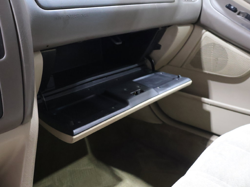 Used 1999 Toyota Avalon XL w/ PWR Seat Pkg FWD image 27