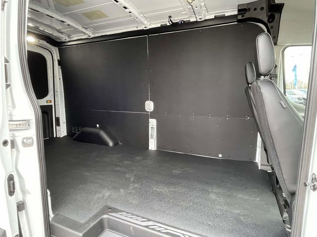 New 2026 Ford Transit 250 148 Medium Roof w/ Load Area Protection Package RWD image 6
