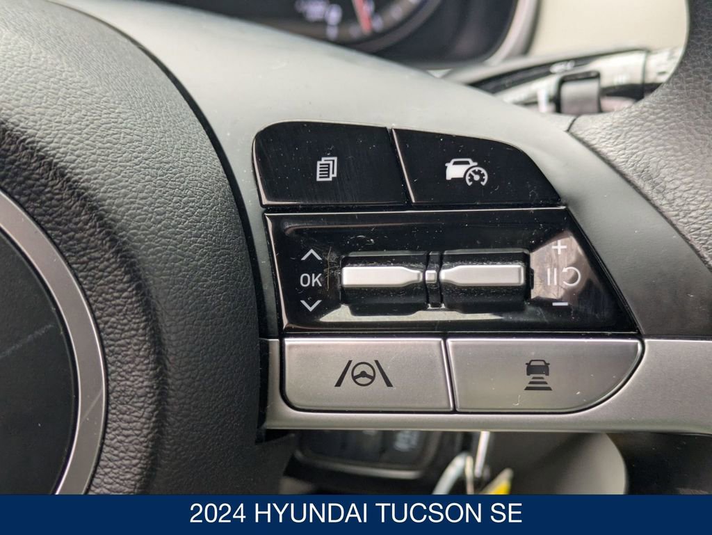 Certified 2024 Hyundai Tucson SE image 22