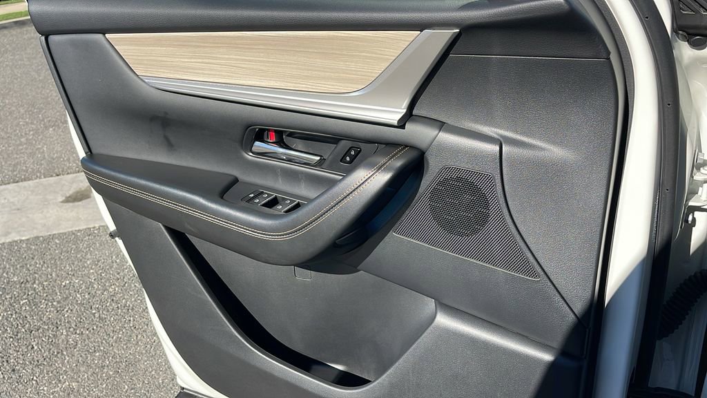 Used 2025 MAZDA CX-70 3.3 Turbo w/ Premium Package image 26