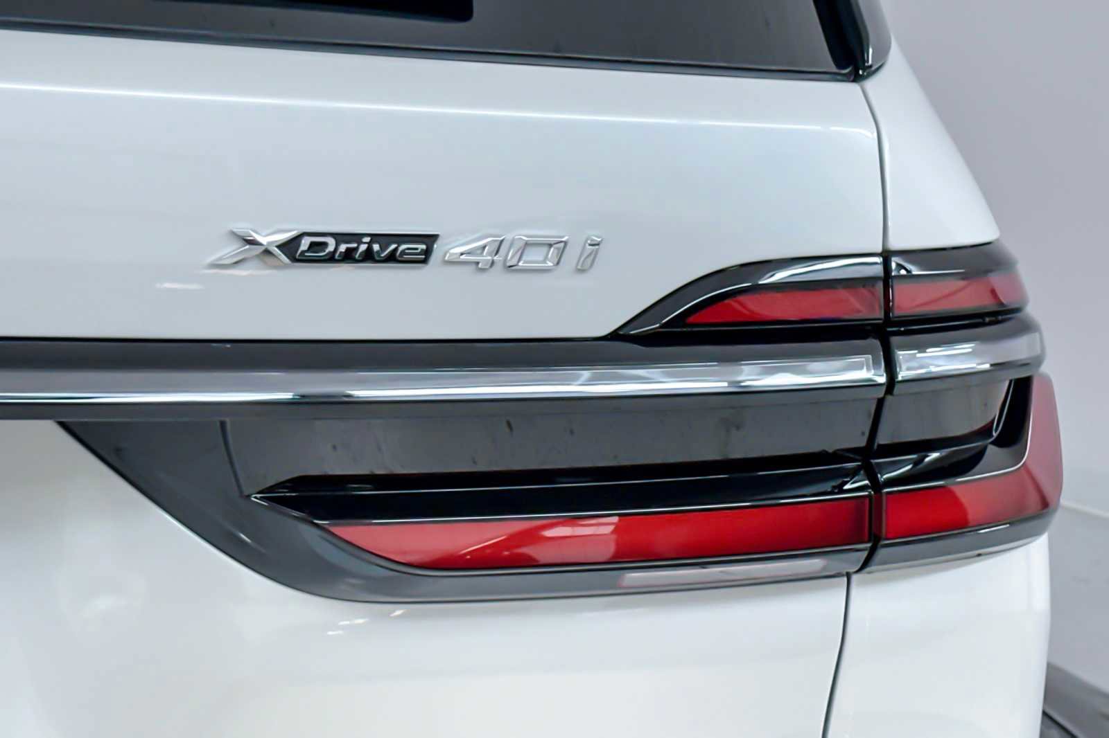 Used 2026 BMW X7 xDrive40i w/ M Sport Package image 26