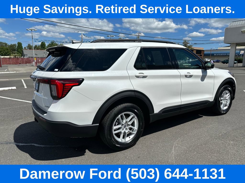 Used 2026 Ford Explorer Active AWD/4WD image 7