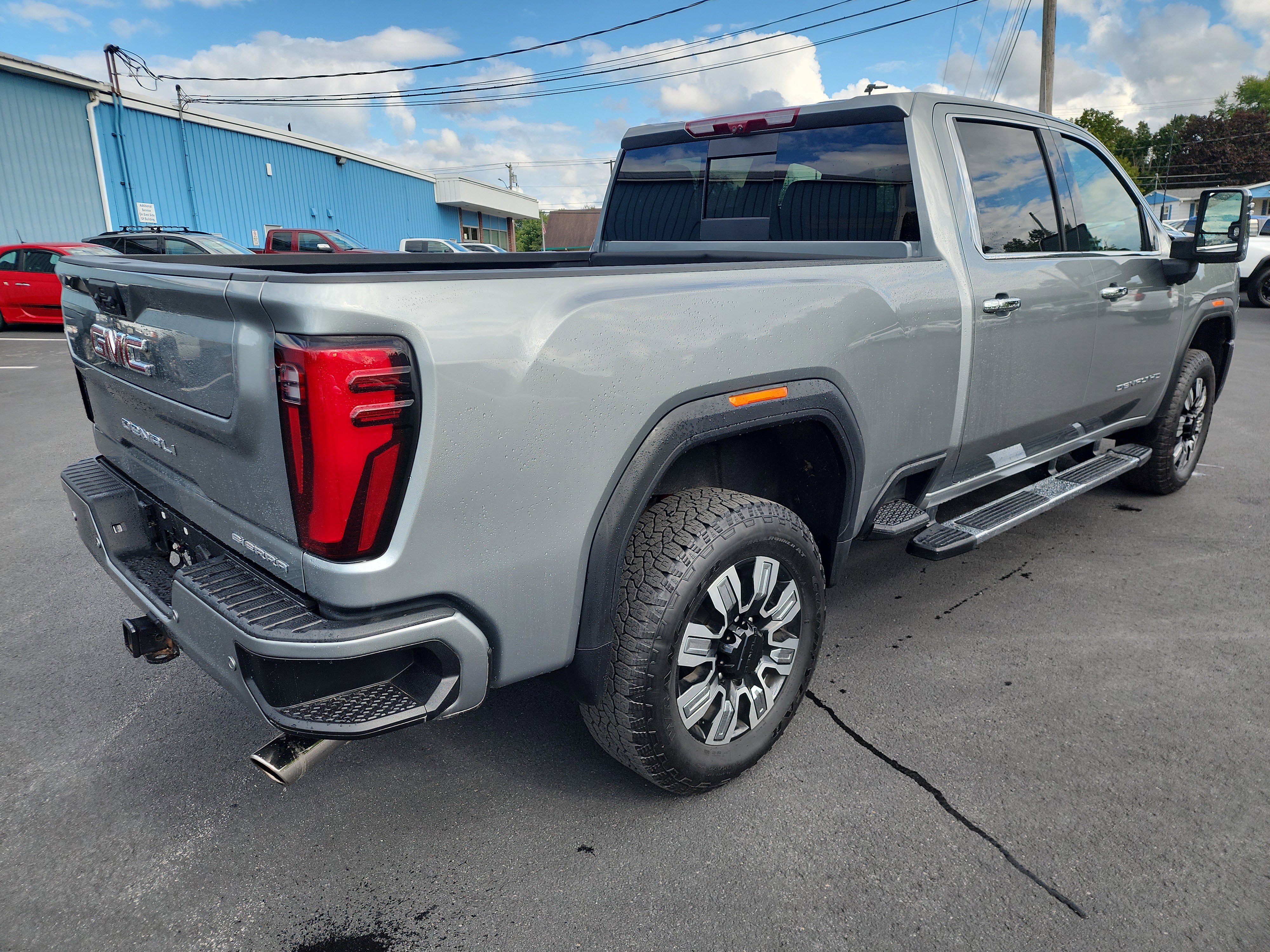 Certified 2024 GMC Sierra 2500 Denali w/ Denali Reserve Package image 8