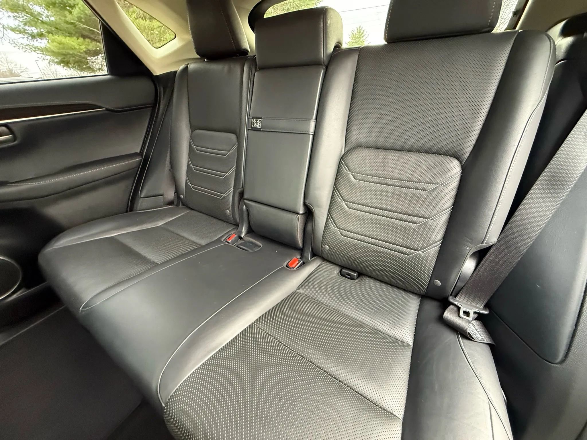 Used 2016 Lexus NX 300h AWD image 17