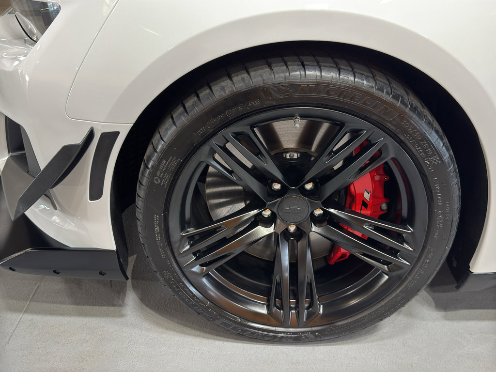 Used 2023 Chevrolet Camaro ZL1 image 38