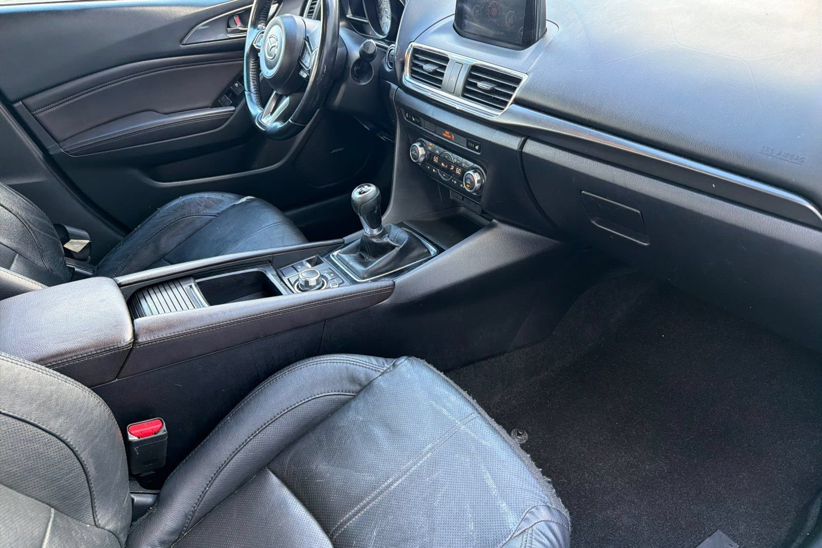 Used 2018 MAZDA MAZDA3 Grand Touring w/ Premium Equipment Package FWD image 14