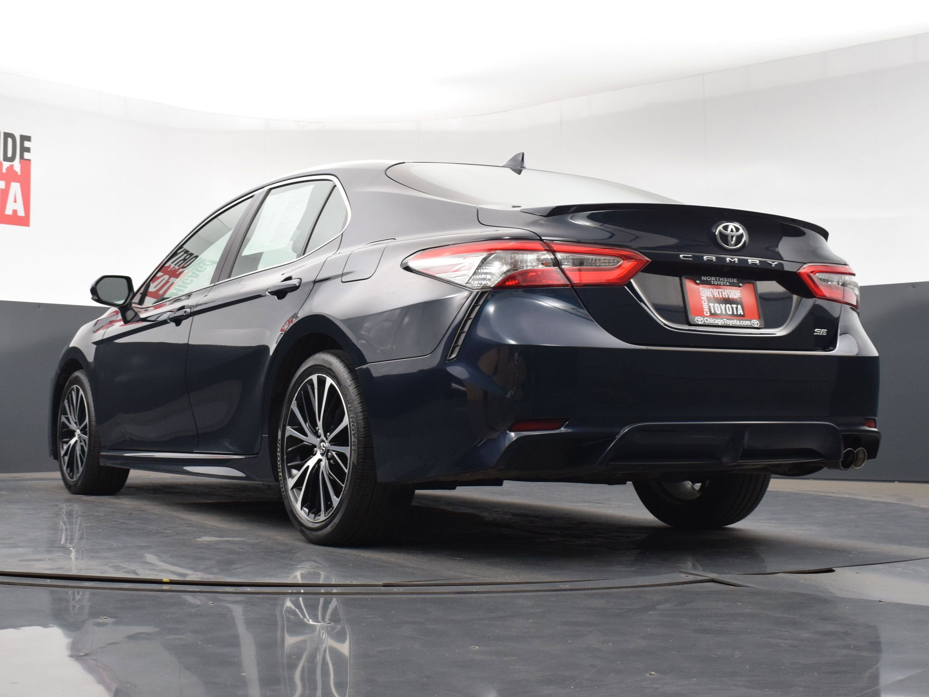 Used 2019 Toyota Camry SE image 29