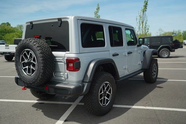 New 2024 Jeep Wrangler Unlimited Rubicon w/ Capability Package image 5