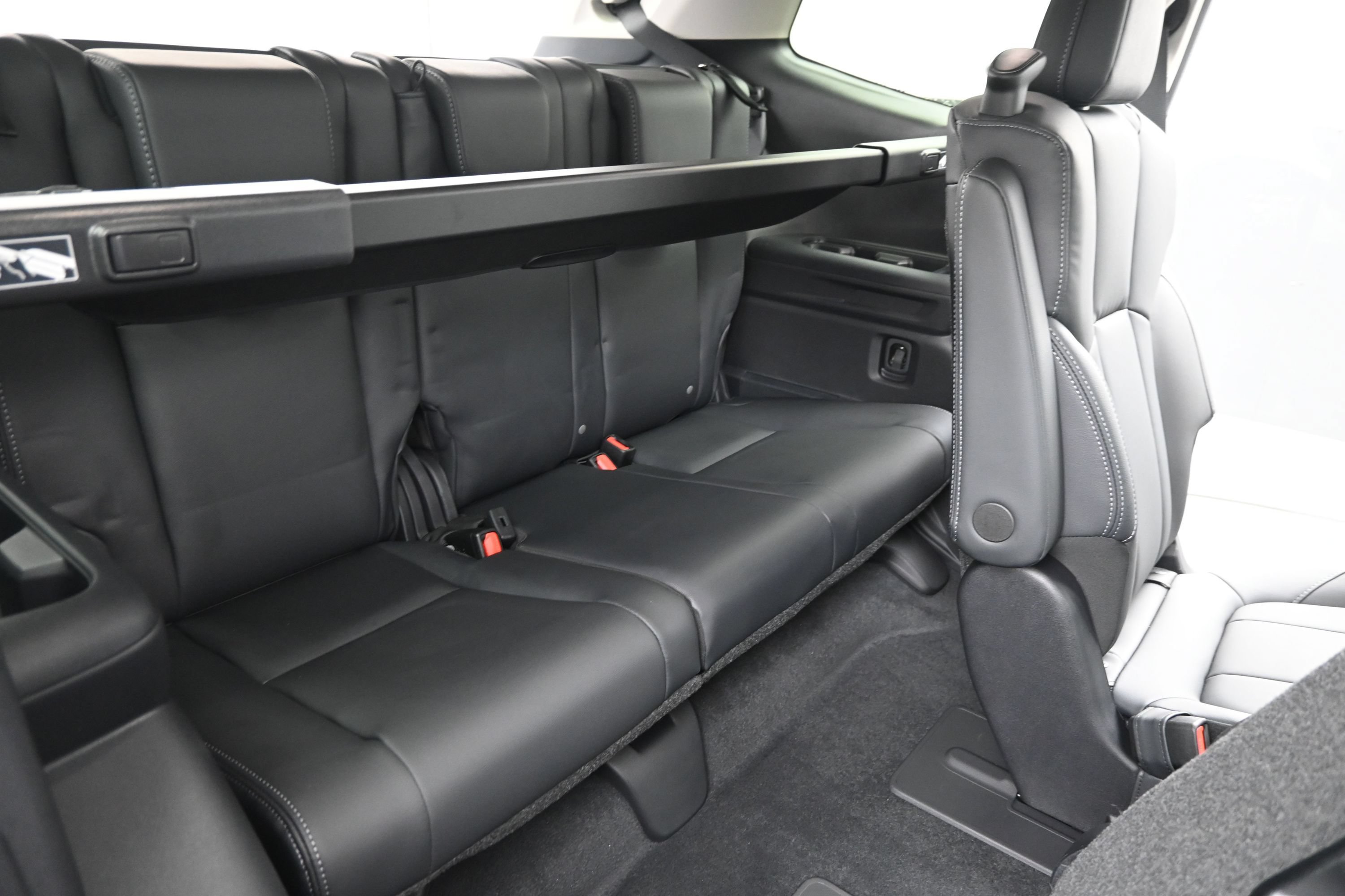 Used 2024 Volkswagen Atlas SE FWD image 23