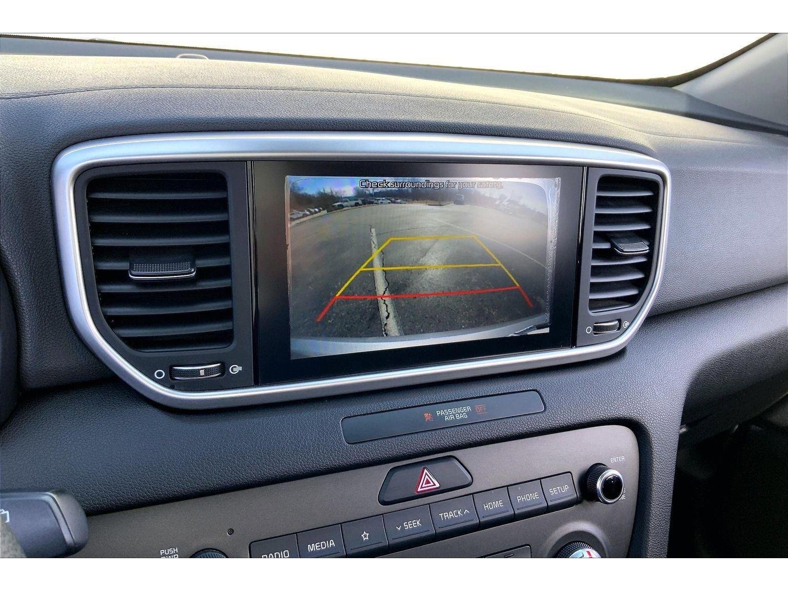 Used 2020 Kia Sportage LX image 18