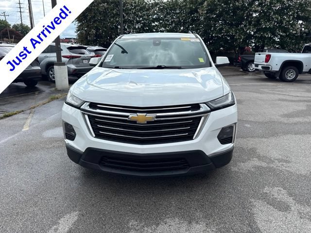 Used 2023 Chevrolet Traverse LT w/ LPO, Cargo Package AWD/4WD image 7