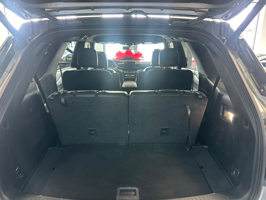 Used 2022 Ford Explorer ST-Line w/ Class IV Trailer Tow Package image 18