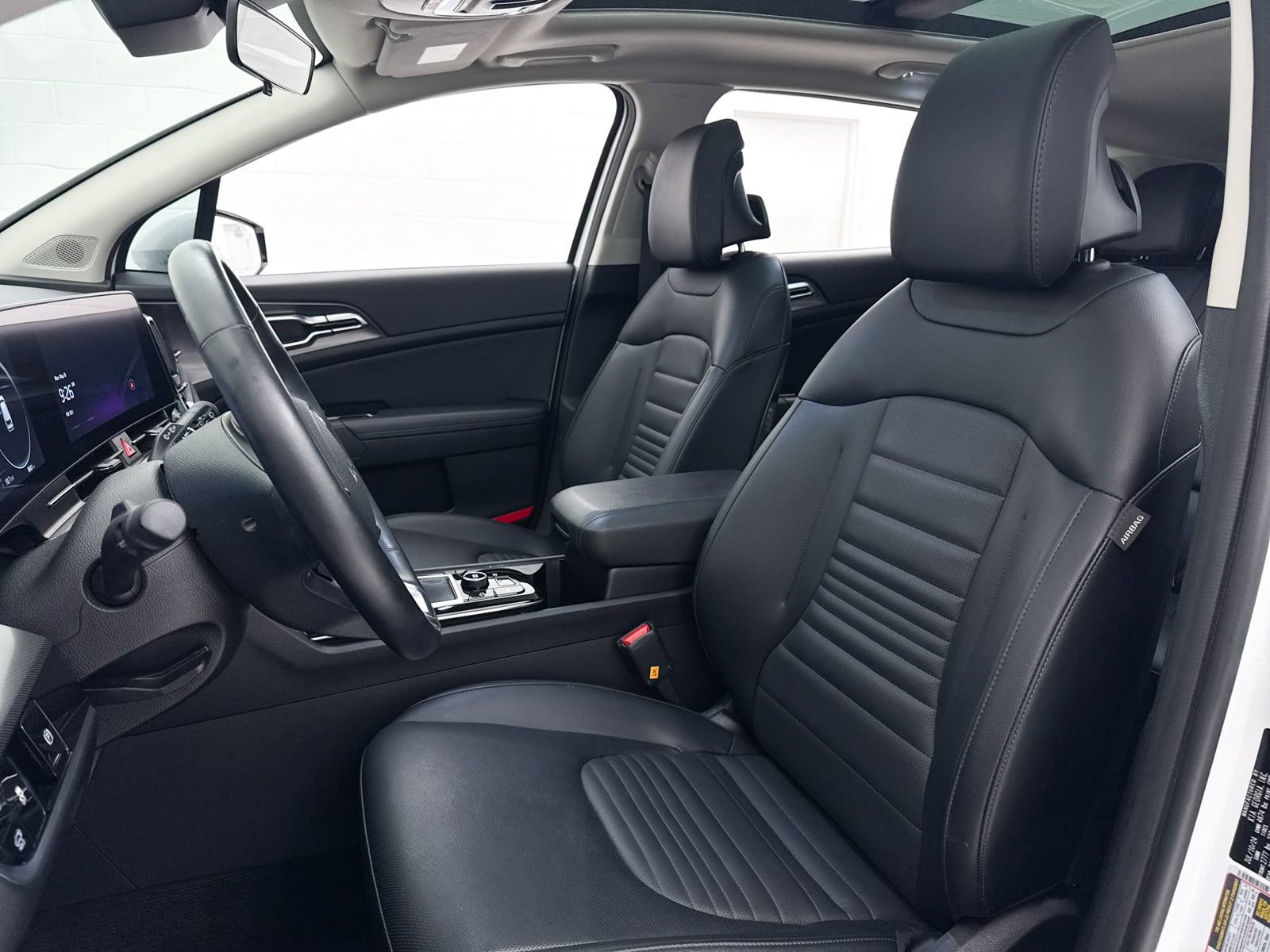 Certified 2025 Kia Sportage SX FWD image 22