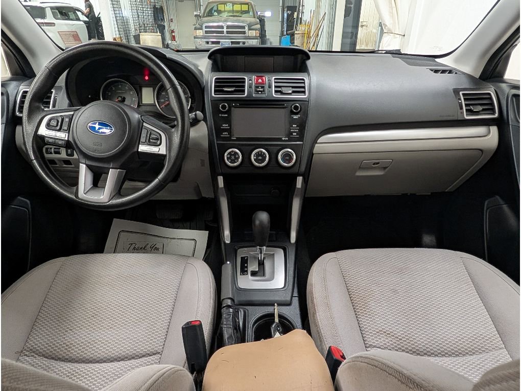 Used 2017 Subaru Forester 2.5i w/ Alloy Wheel Package image 10