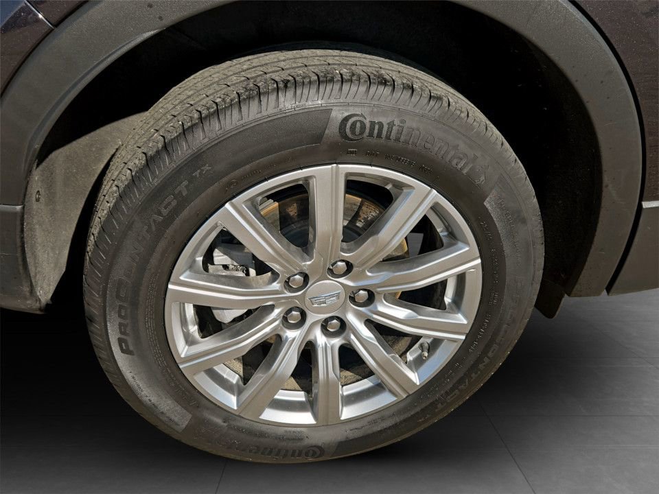 Used 2023 Cadillac XT4 Premium Luxury image 33