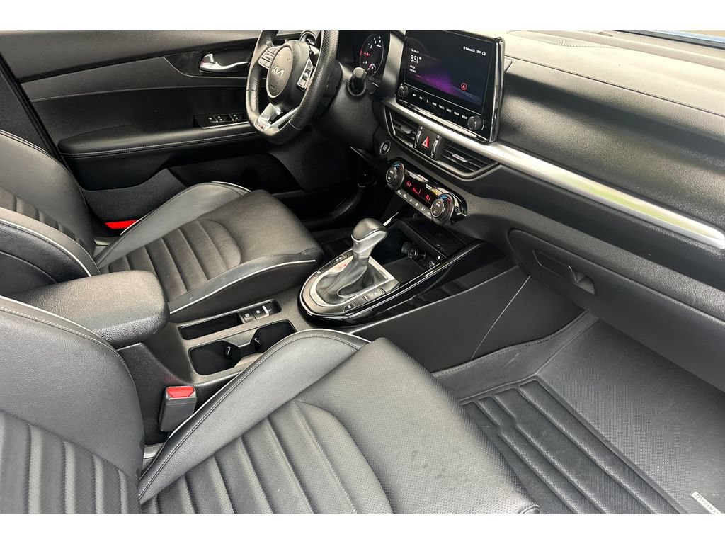 Used 2023 Kia Forte GT-Line w/ GT-Line Premium Package FWD image 17