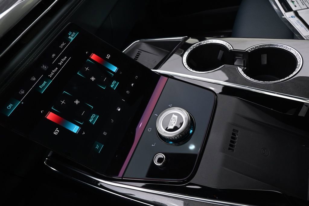 New 2025 Cadillac Escalade IQ Sport 2 image 32