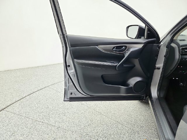 Used 2021 Nissan Rogue Sport S FWD image 26