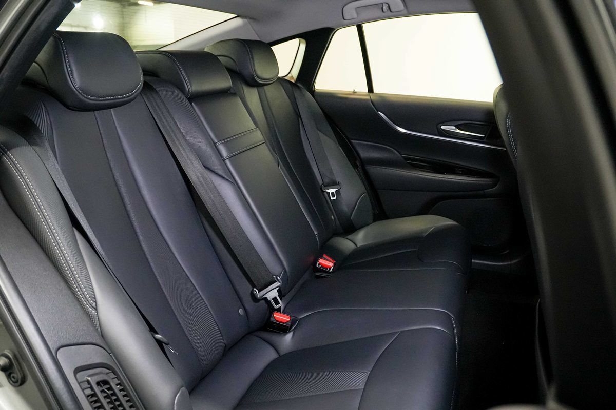 Used 2023 Toyota Mirai w/ Advanced Technology Package RWD image 19