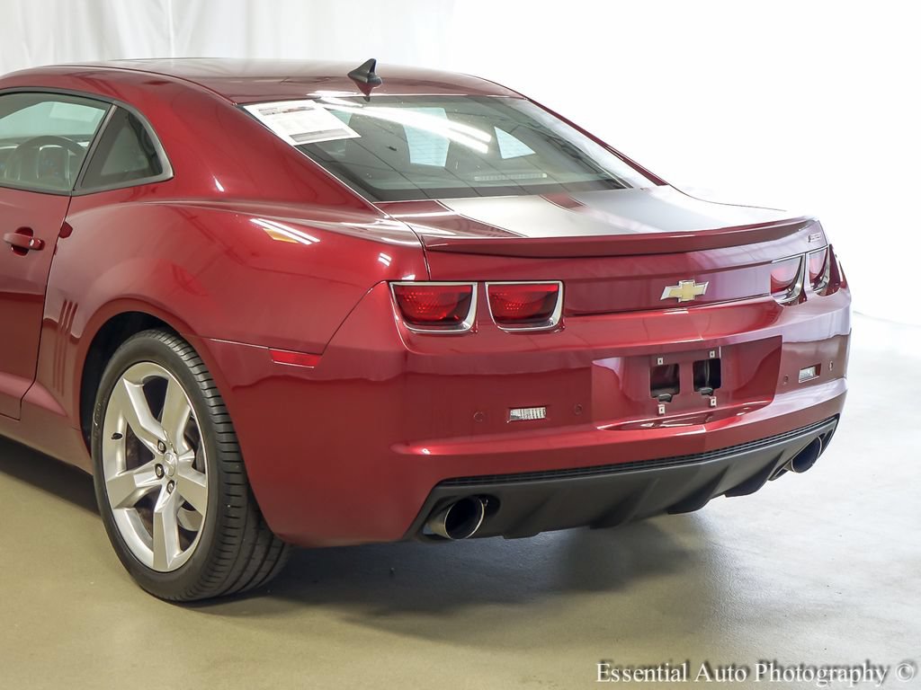 Used 2010 Chevrolet Camaro SS w/ RS Package RWD image 7