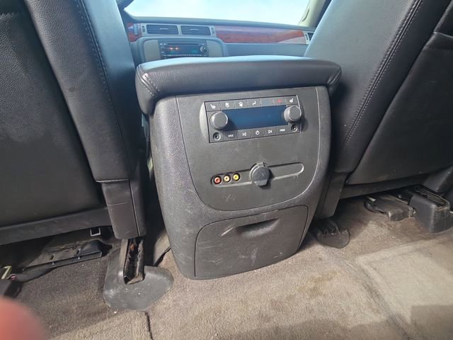 Used 2012 GMC Yukon SLT w/ SLT-2 Equipment Package image 41