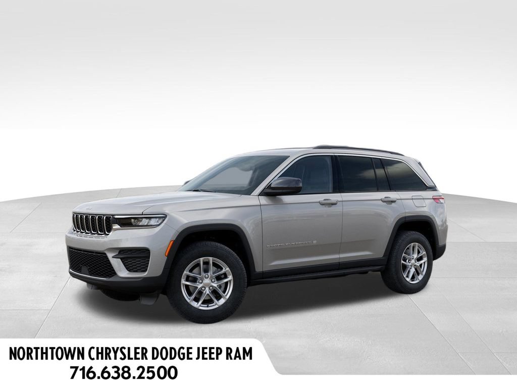 New 2026 Jeep Grand Cherokee Laredo X AWD/4WD image 2
