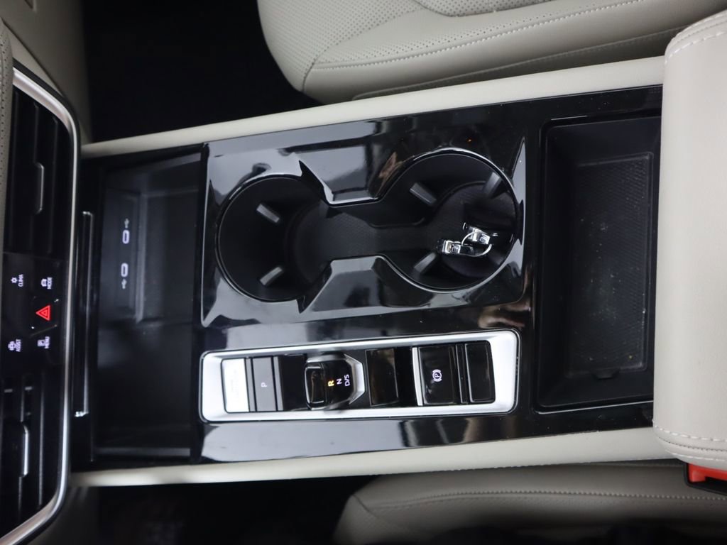 Used 2024 Volkswagen Atlas SE image 14